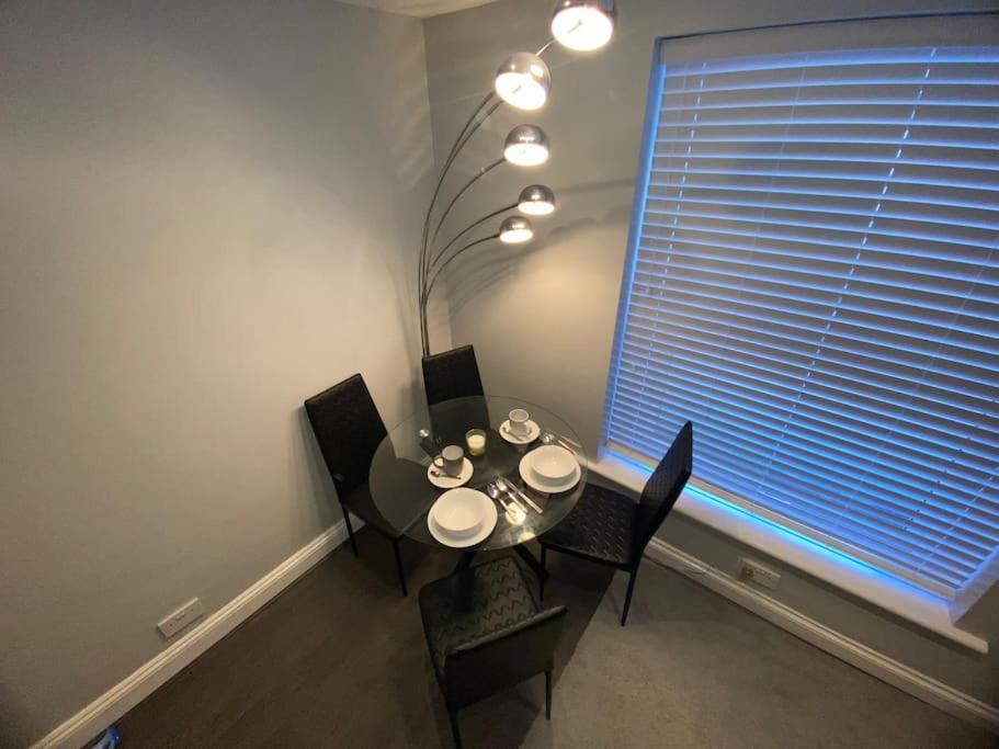 Spacious 2 Bedroom Flat London Exterior photo
