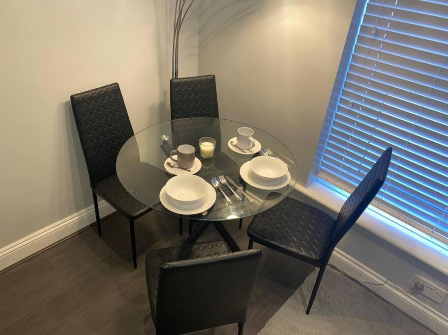 Spacious 2 Bedroom Flat London Exterior photo